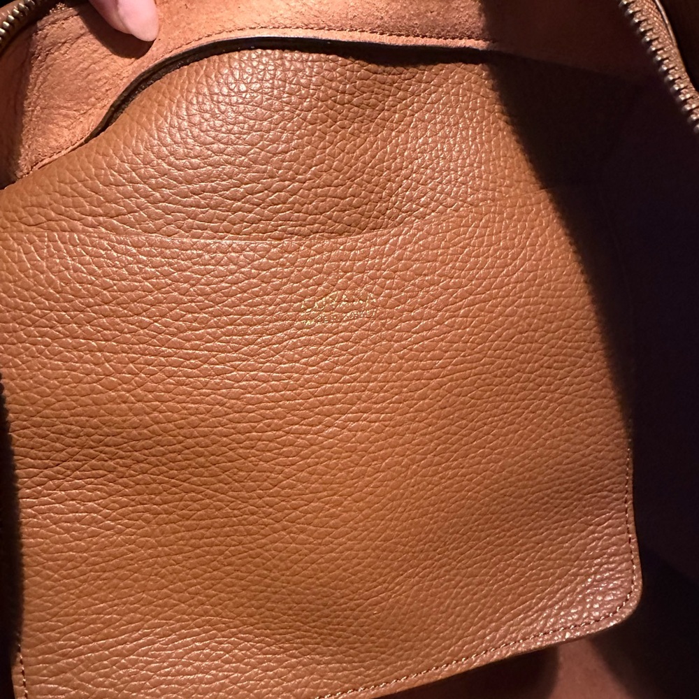 Cuyana Classic Easy Zipper Tote - Picture 6 of 9